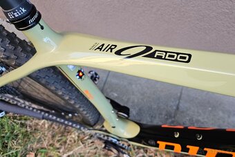 NINER AIR 9 - 6