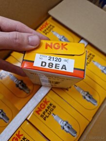 Nové zapalovací svíčky NGK BP7HS a NGK D8EA - 6