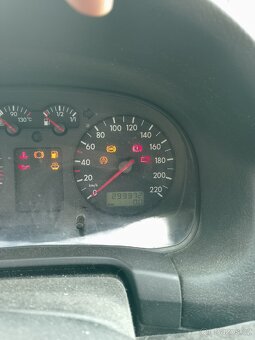 Vw Golf IV 1,9 TDI 66 kw - 6