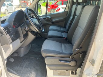 Volkswagen Crafter 2.0 TDi, 6 míst - 6