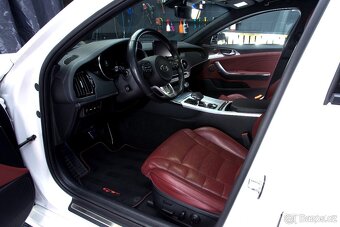 Kia Stinger GT 3.3 V6 1.Majitel Servis jen Kia DPH - 6