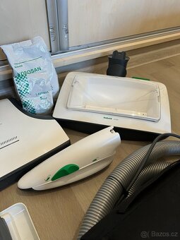 Vorwerk VK200 s bohatým příslušenstvím - 6