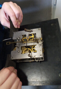 Dřevěné nástěnné hodiny - pendlovky Kienzle - 6