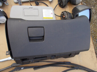 Díly Meriva B 1.4 88kw (č.2) - 6