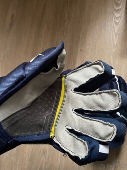 Hokejové Rukavice Bauer a Warrior - 6
