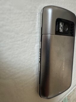 Nokia c6-01 top stav - 6