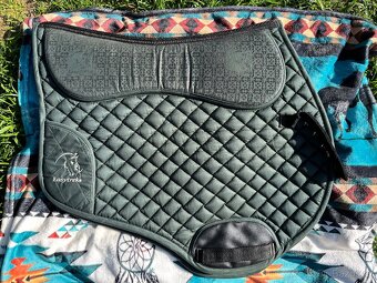Drezurní bezkostrové sedlo Easytrek 18” - 6