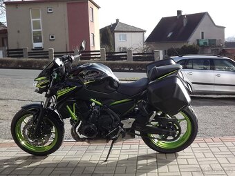 Kawasaki Z 650 - 6