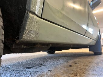 Škoda Favorit 136l 46kw 60 000km - 6