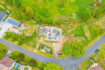 Prodej pozemku k bydlení, 1639 m², Lomnice, ul. Kraslická - 6