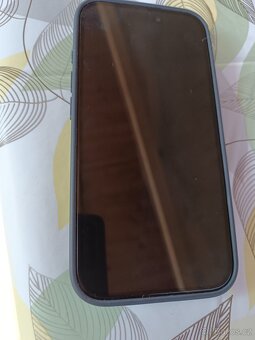 I phone 16 - 6