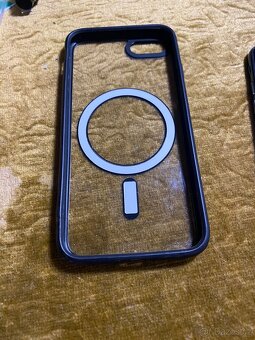 iPhone SE 2023 - 6
