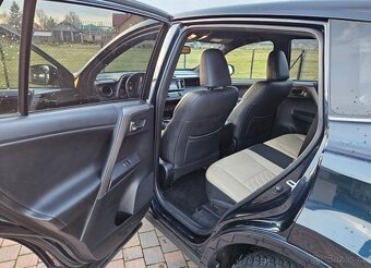 Toyota RAV4 2.0 Premium/4x4 - 6