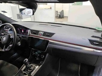 Škoda Superb sportline iV TSI 160kw/tažné/virtual/360°kamery - 6