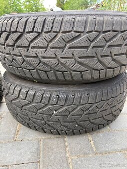 Zimní pneumatiky 215/55 R17 - 6
