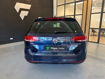 VW PASSAT VARIANT B8 2.0TDI 110KW COMFORTLINE 3/2017 NAVI - 6