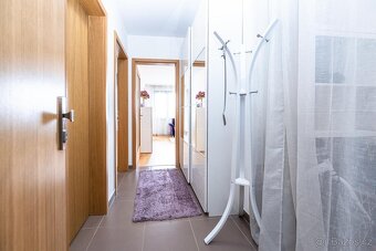Dlouhodobý pronájem vybaveného bytu v klidné lokalitě - 6