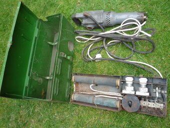 prodám starý litinový podstavec od šicího stroje zn.PFAFF... - 6