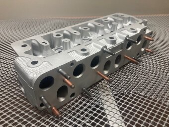 Hlava motoru Felicia - 6