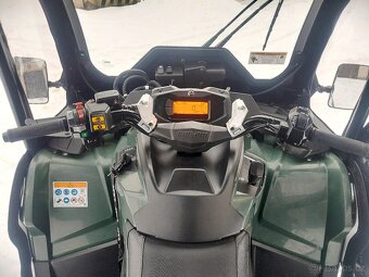 Can-am Outlander MAX 650 v provedení Papamobil - 6