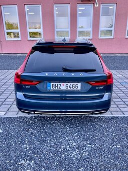 Volvo V90 2.0/110kw D3, Inscription, AWD, zánovní vůz - 6