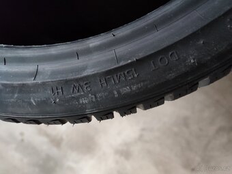 Zimní pneu Hankook 215 /40R18 - 6