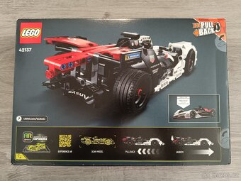LEGO Technic 42137 Formule E Porsche 99X Electric - 6
