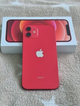 iPhone 12 64gb Red stav baterie 93% - 6