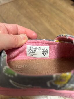 Dětské slip-on boty Toms, vel. 28,5 (EU) - 6