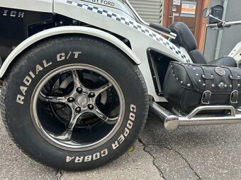 Boom Mustang ST1 - 6