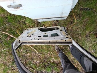 Dveře MB 190E + W124 - 6