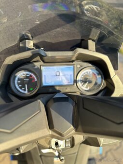 Maxon discover 300 - 6