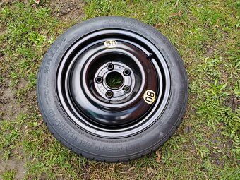 Hyundai IX20 stříbrná metalíza RAH náhradní díly - 6
