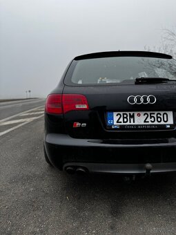 Audi S6 5.2 V10 320kw - 6