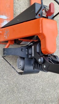 Prodám elektrický paletový vozík - 6