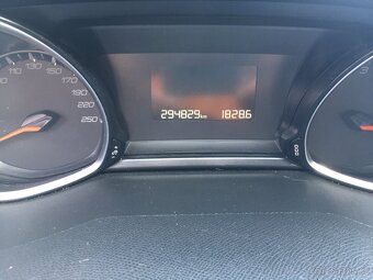 Peugeot 308 1.6HDi 85 kW | STK 01/2027 - 6
