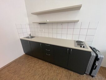 Apartman 1+kk Praha 5 - 6
