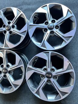 5x114,3 R16 Originál Alu Kia XCeed - TOP STAV - 6