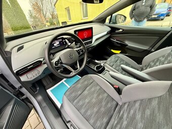 VW ID.4 Pro Performance 150kW 77kWh Koup.ČR 15.000km 11/2023 - 6