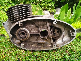 Jawa 250 pérák - 6