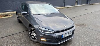 VW Sicirocco 2.0 TDI 110kw Dsg R-line interiér - 6