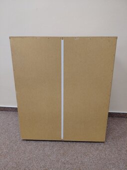 PRODÁM 2 MENŠÍ SKŘÍŇKY - 6