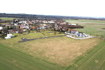 3x pozemek v obci Bratčice u Potěh - 6