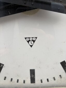 Průmyslové hodiny PRAGOTRON oboustranné - 6