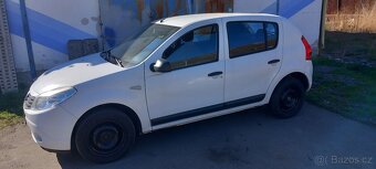 Dacia sandero - 6