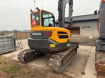 Pásový bagr Volvo ECR 88D - 6