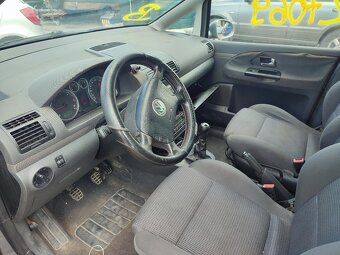 VW Sharan č. 27069 - 6