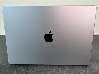 MacBook Pro 16'' 2023 / M2 Max / 32GB / 1TB SSD - 6