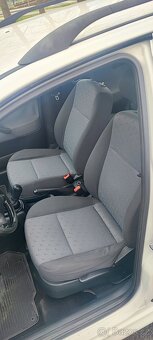Škoda Octavia Kombi 1,6 75kw 126 000 km - 6