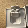 AirPods s lightning nabíjecím pouzdrem - 6